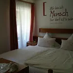 Am Wenzelbach מלון 3*