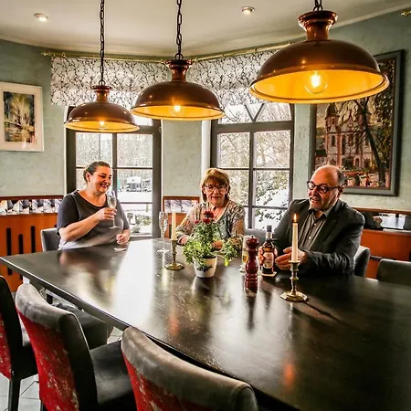 Am Wenzelbach מלון 3*